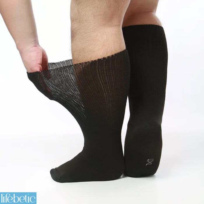 Unisex Anti-Slip Extra Wide Socks – Non-Binding Comfort Fit with Grippers – Oversized