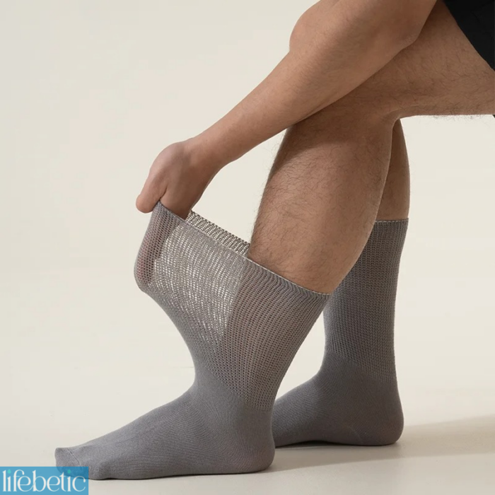 Men’s Non-Binding Business Socks – Moisture-Wicking Comfort Fit – 6 Pairs