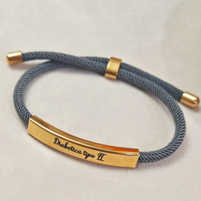 engraved rolo chain medical alert id charm bracelet — free personalisation for women men & girls | diabetic type 1 & 2 gift